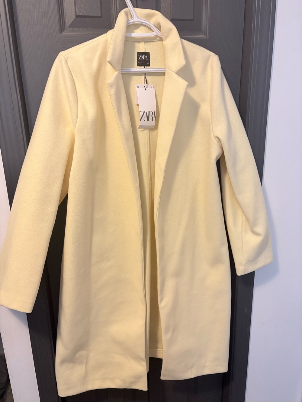 NWT Zara Women’s Pale Yellow Open Front Coat